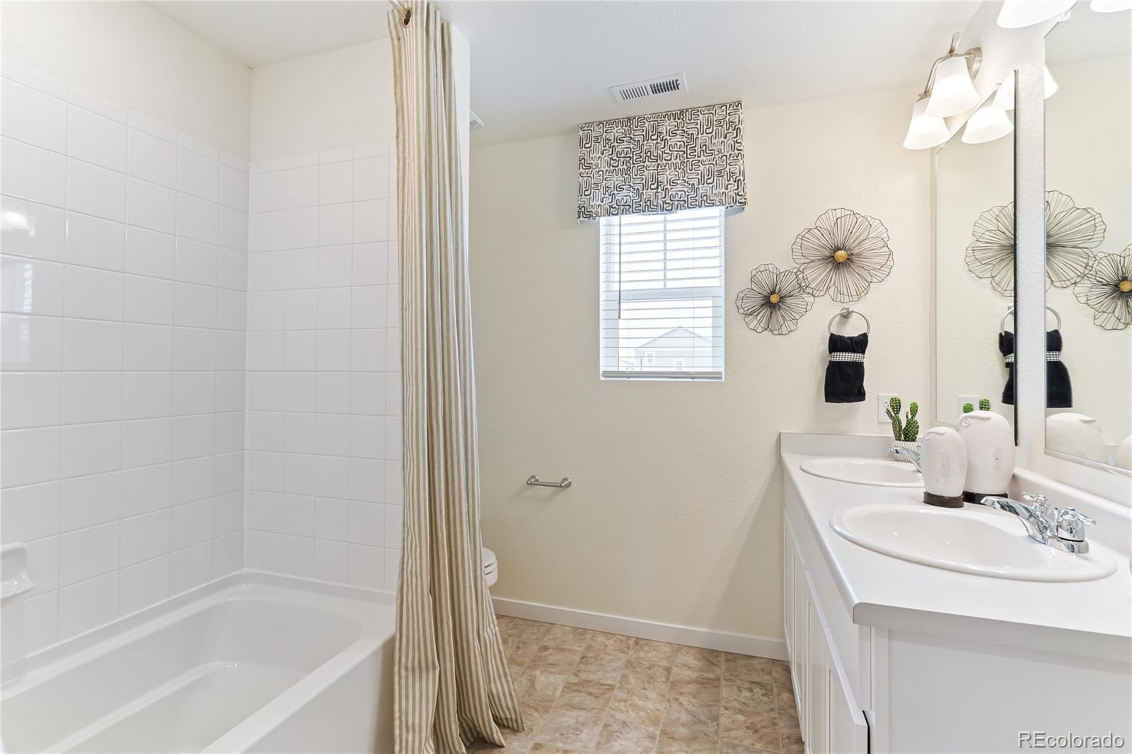 MLS Image #22 for 22323 e 6th place,aurora, Colorado