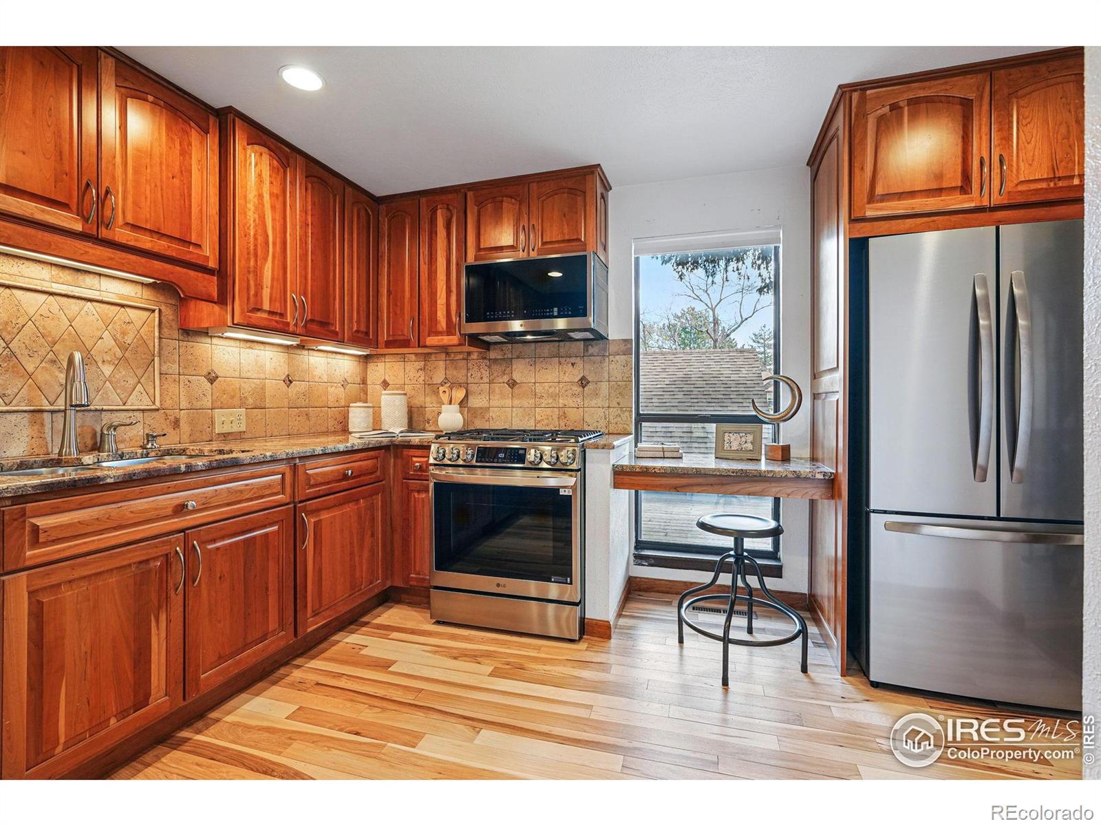 MLS Image #13 for 4604  greenbriar court,boulder, Colorado