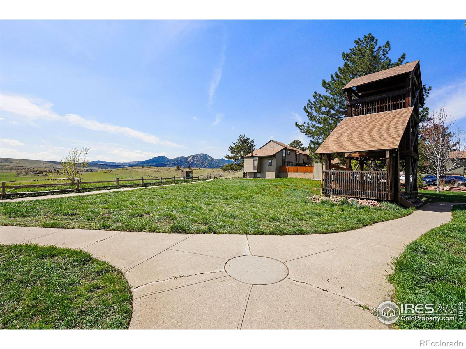MLS Image #33 for 4604  greenbriar court,boulder, Colorado