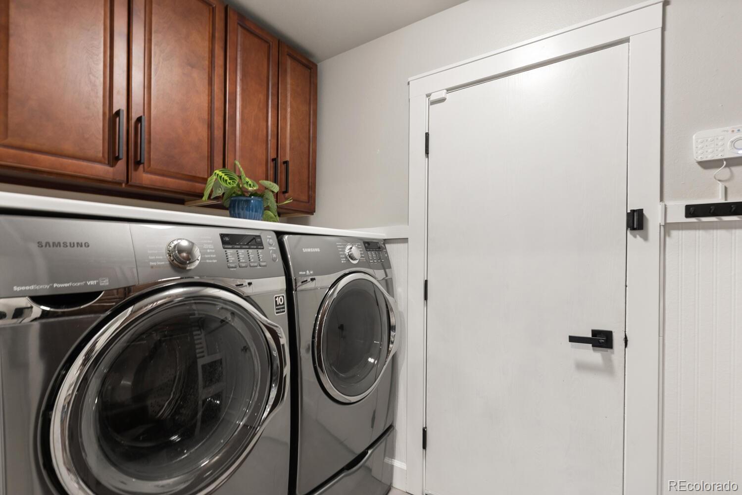 MLS Image #9 for 7476 e arkansas avenue,denver, Colorado