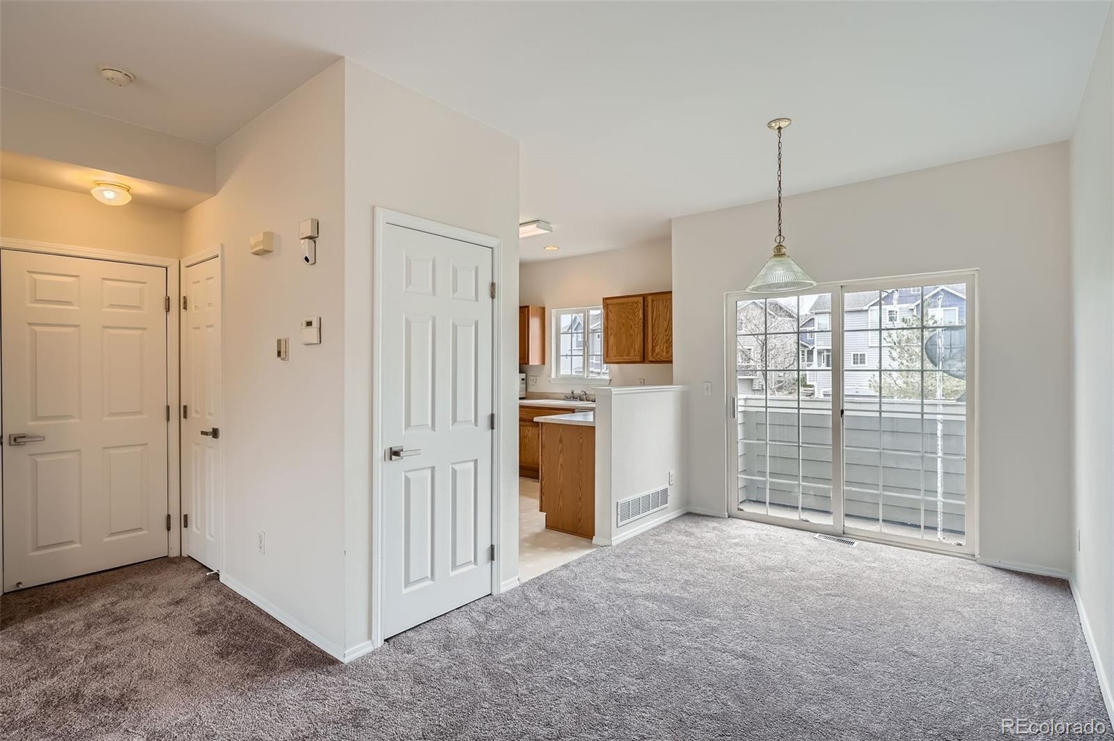 MLS Image #10 for 19213 e idaho drive,aurora, Colorado