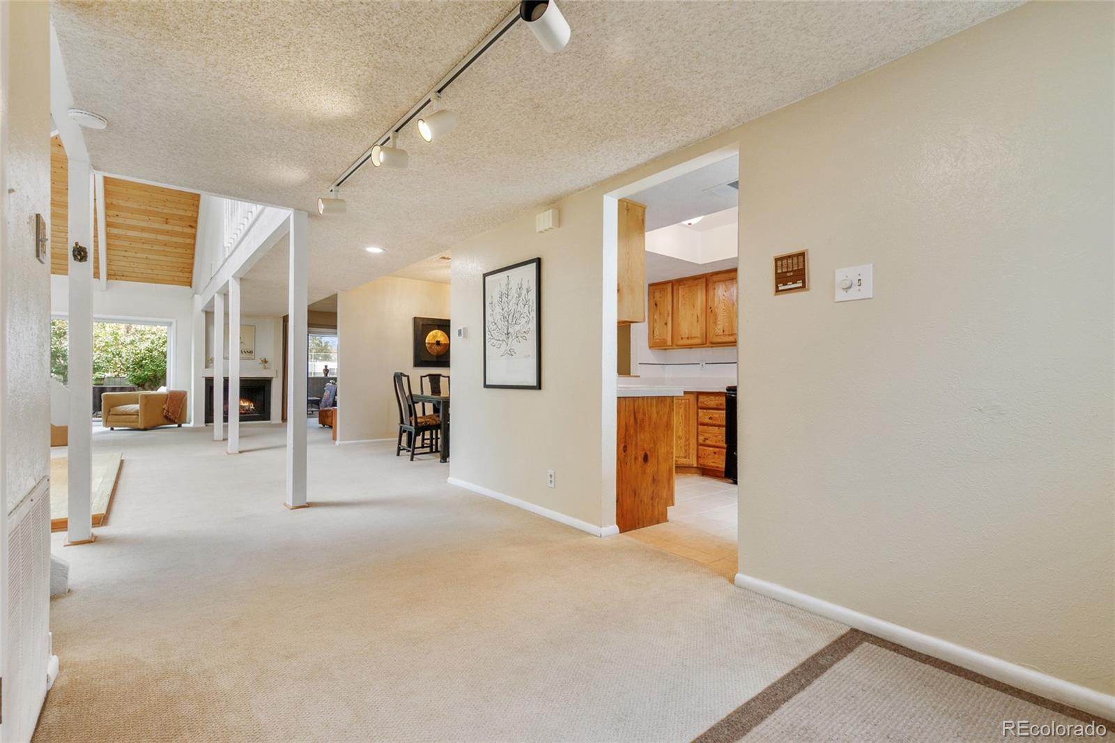 MLS Image #19 for 2770 s elmira street,denver, Colorado