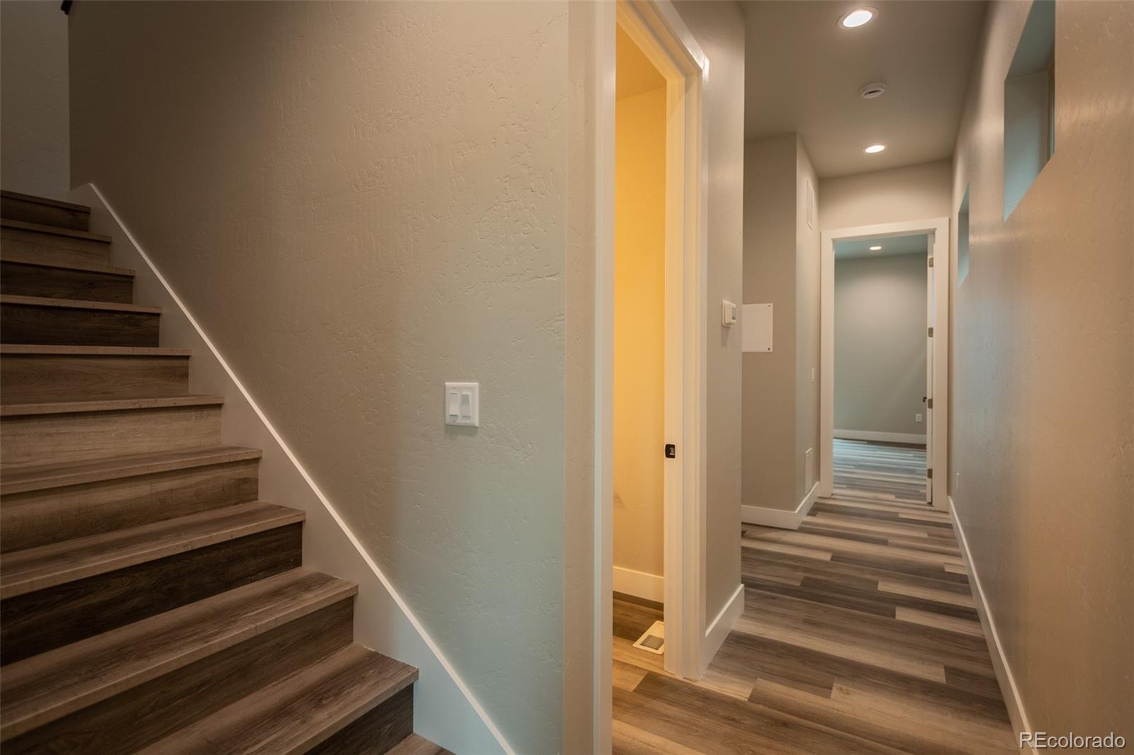 MLS Image #12 for 120  southside loop,salida, Colorado