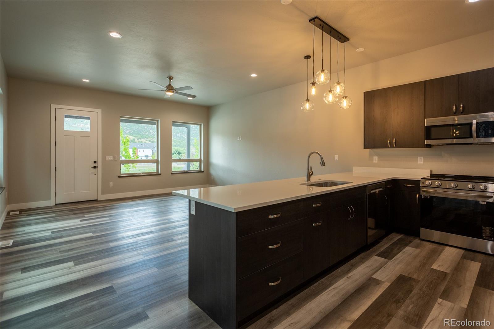 MLS Image #9 for 120  southside loop,salida, Colorado