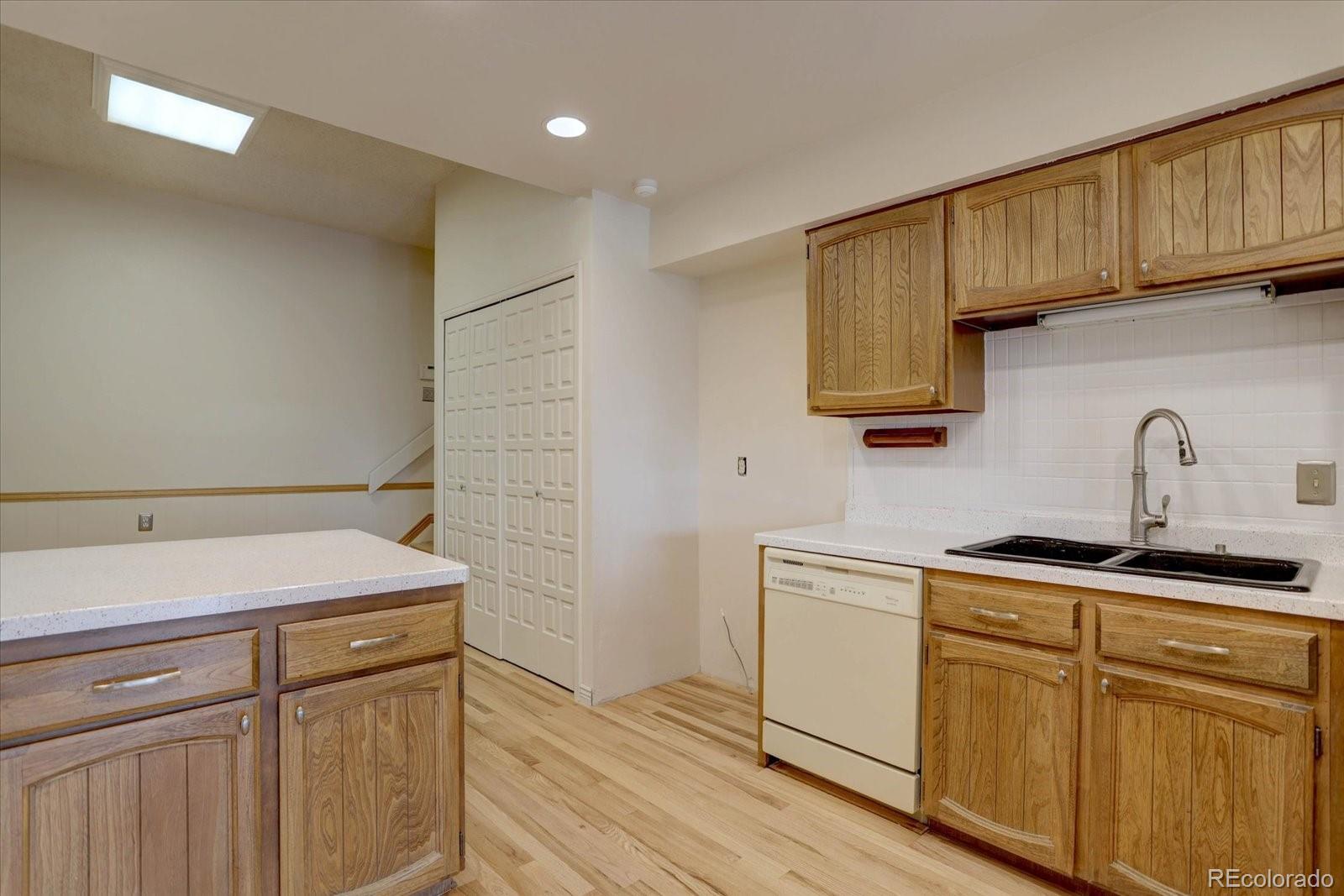 MLS Image #11 for 3515 s dawson street,aurora, Colorado