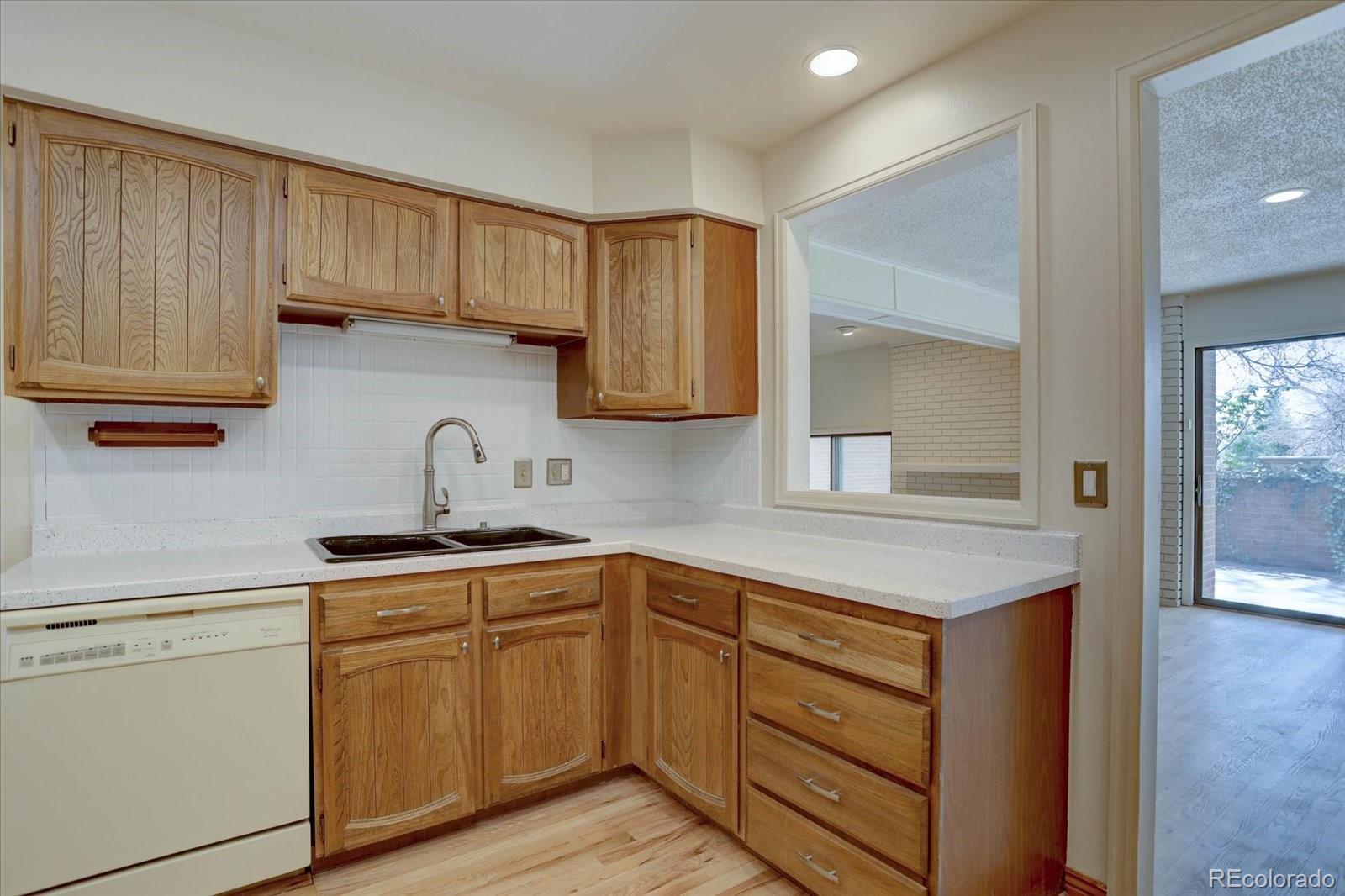 MLS Image #9 for 3515 s dawson street,aurora, Colorado