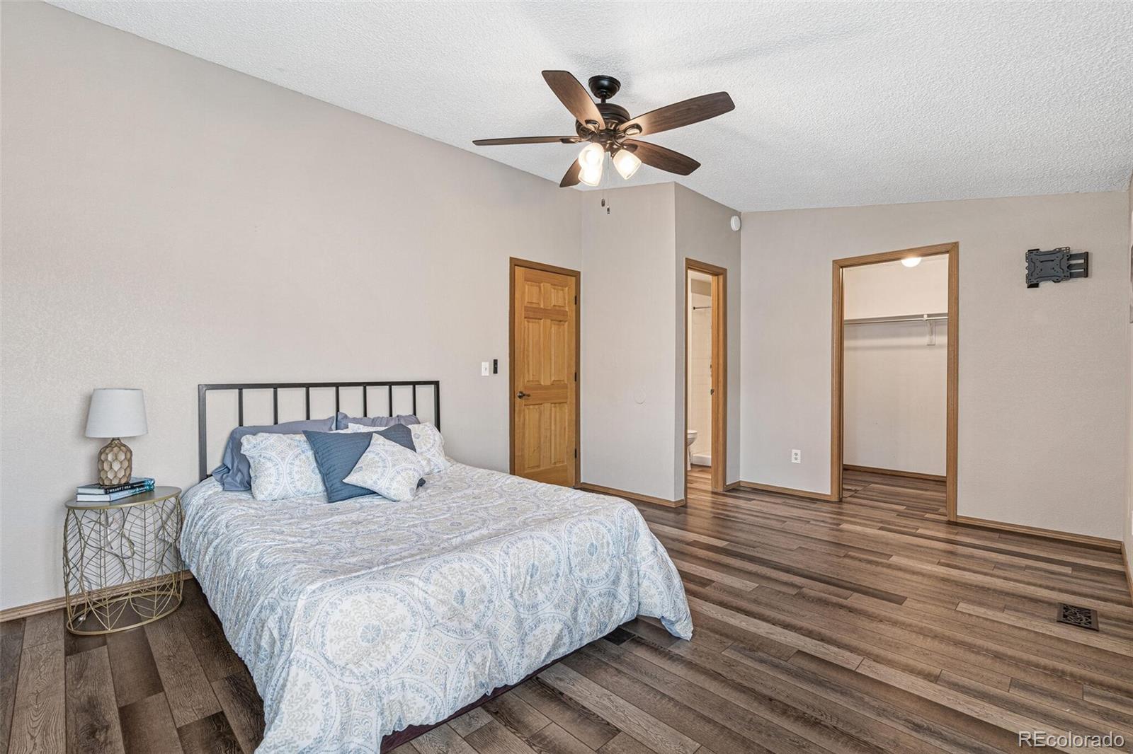 MLS Image #13 for 8424  everett way,arvada, Colorado
