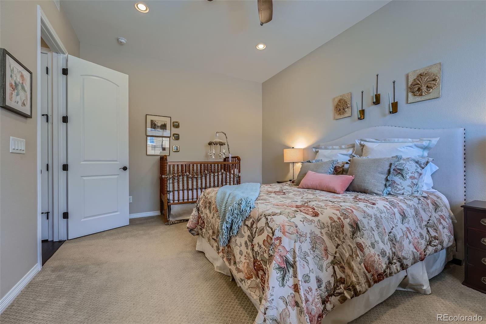 MLS Image #18 for 10646  winding pine point,highlands ranch, Colorado