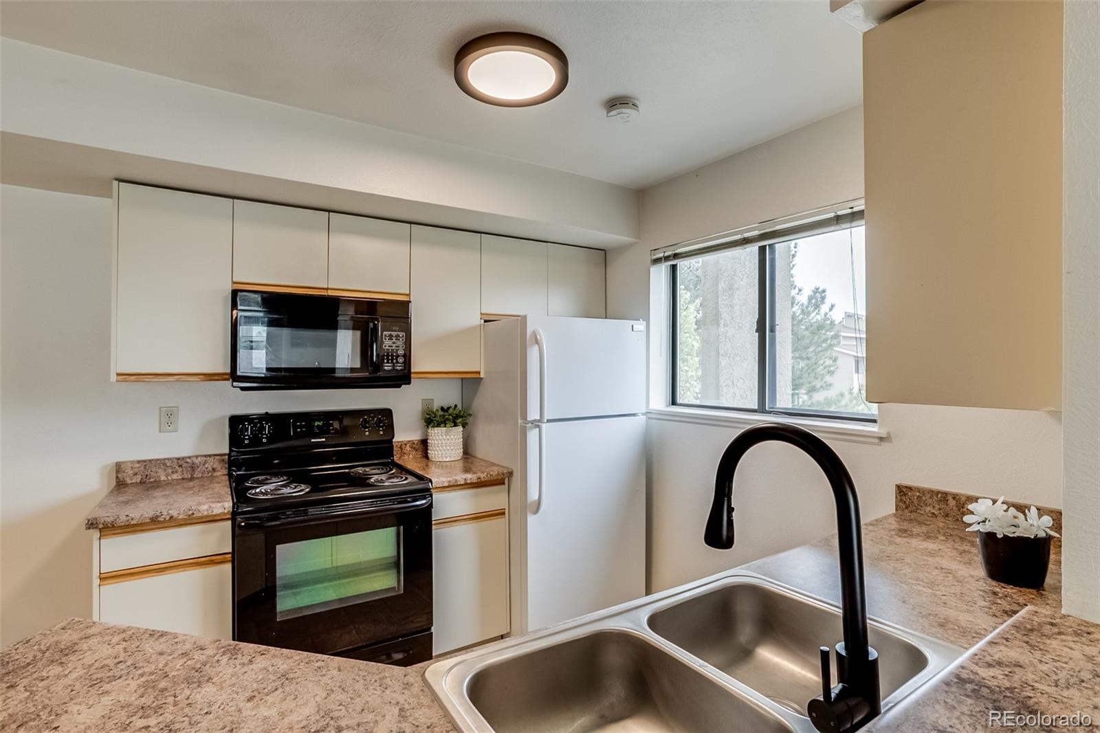 MLS Image #17 for 60 s boulder ,boulder, Colorado