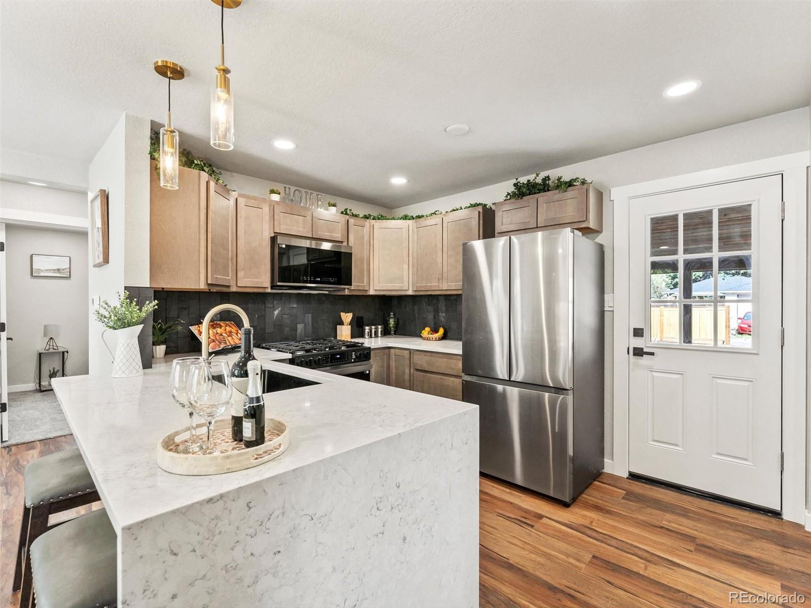 MLS Image #5 for 3210  newport street,denver, Colorado