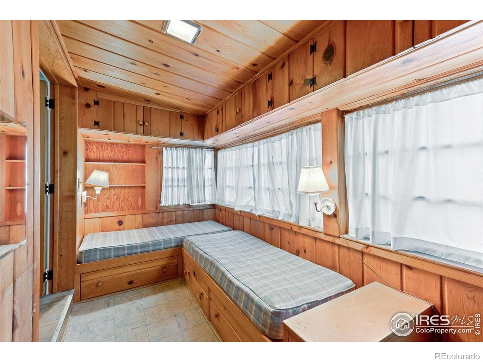 MLS Image #9 for 334 w 5th street,loveland, Colorado
