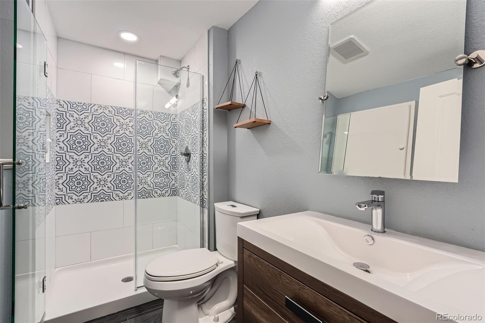 MLS Image #20 for 14732 e poundstone drive,aurora, Colorado