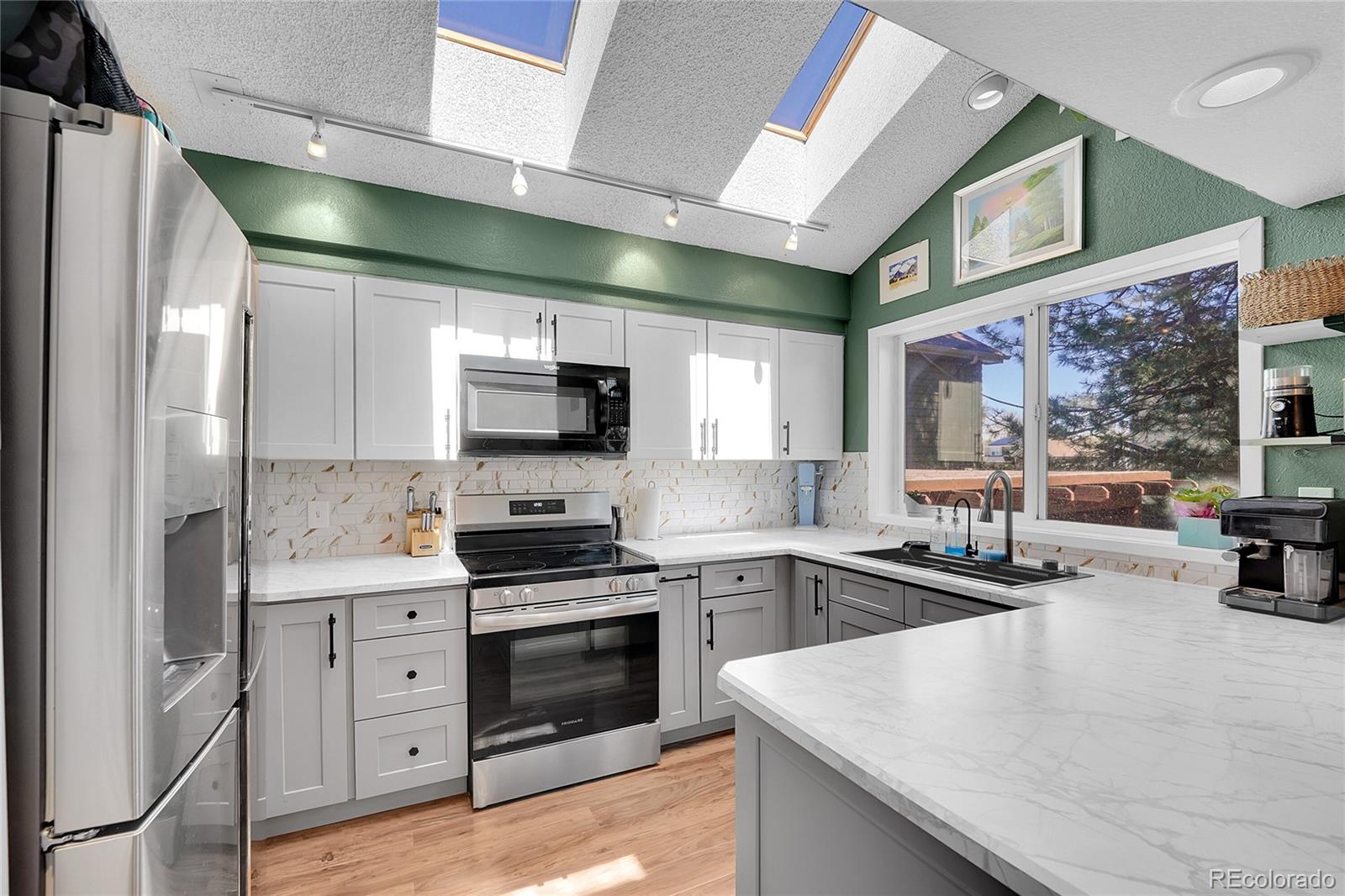 MLS Image #17 for 4560  flanders way,denver, Colorado