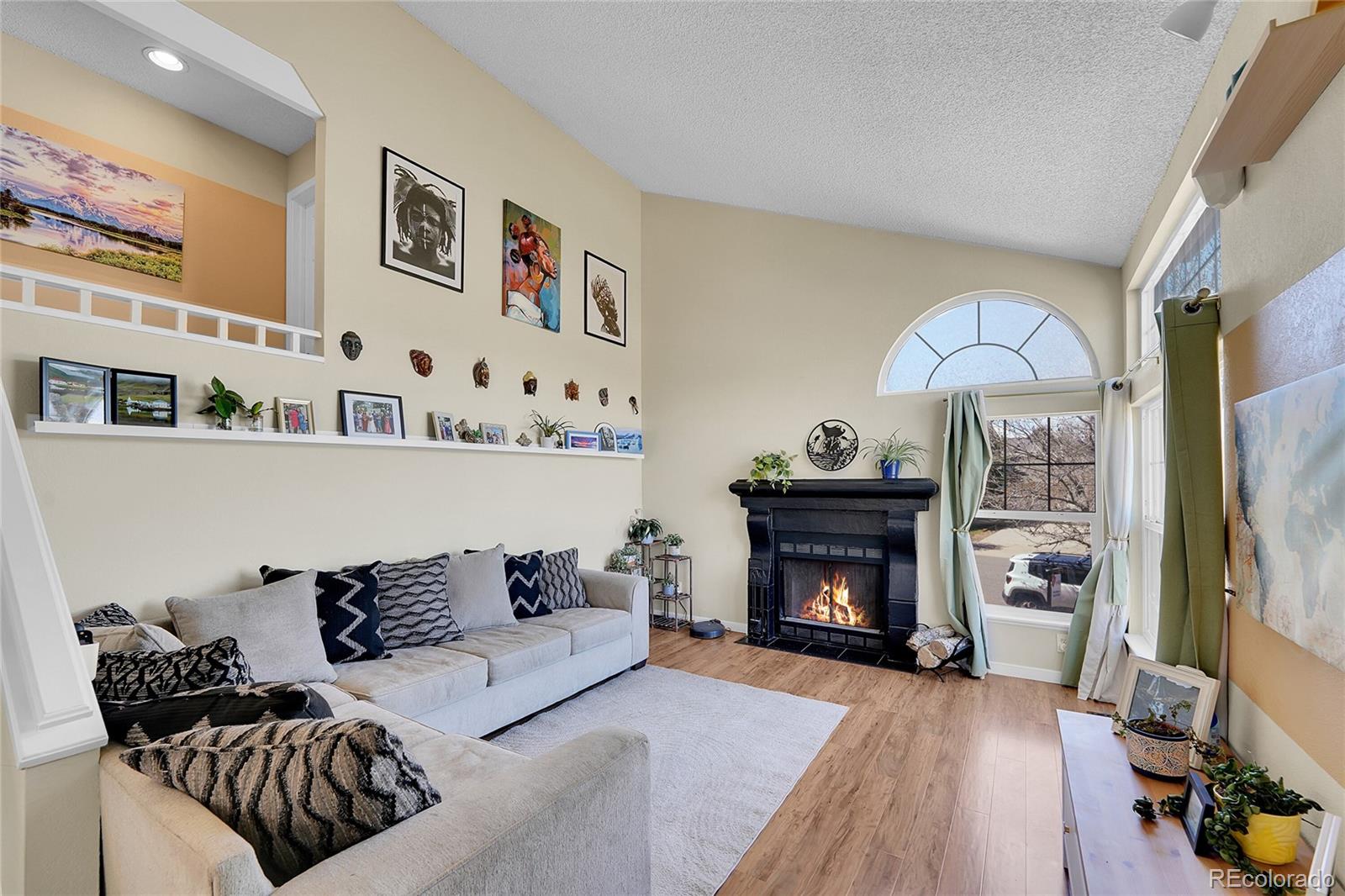 MLS Image #7 for 4560  flanders way,denver, Colorado