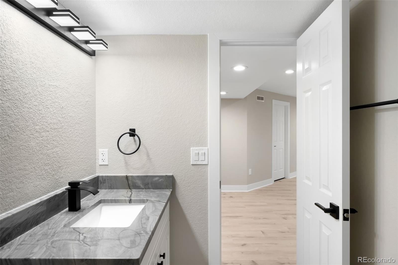 MLS Image #27 for 8080 e dartmouth avenue,denver, Colorado