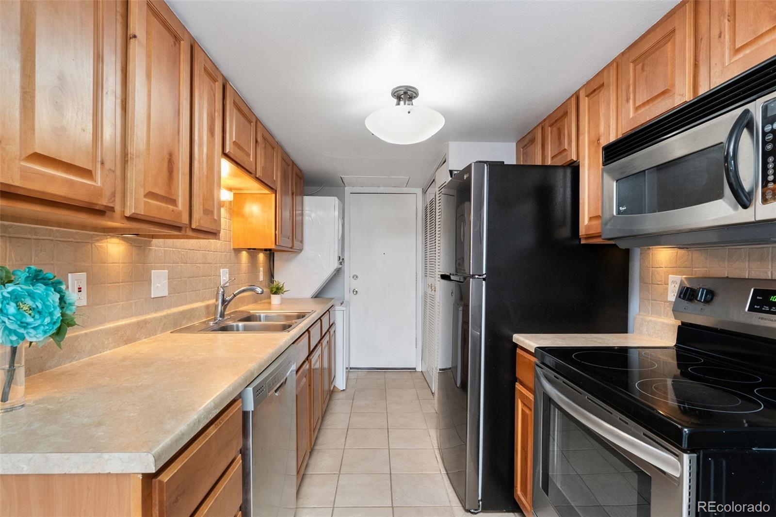 MLS Image #5 for 7999  chase circle,arvada, Colorado