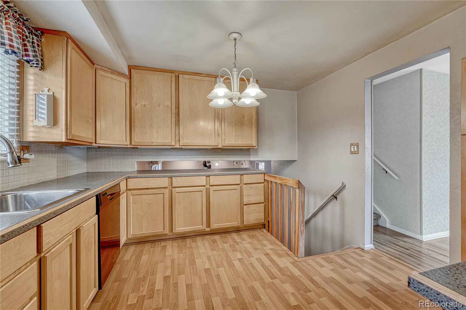 MLS Image #7 for 7425 s dexter street,centennial, Colorado