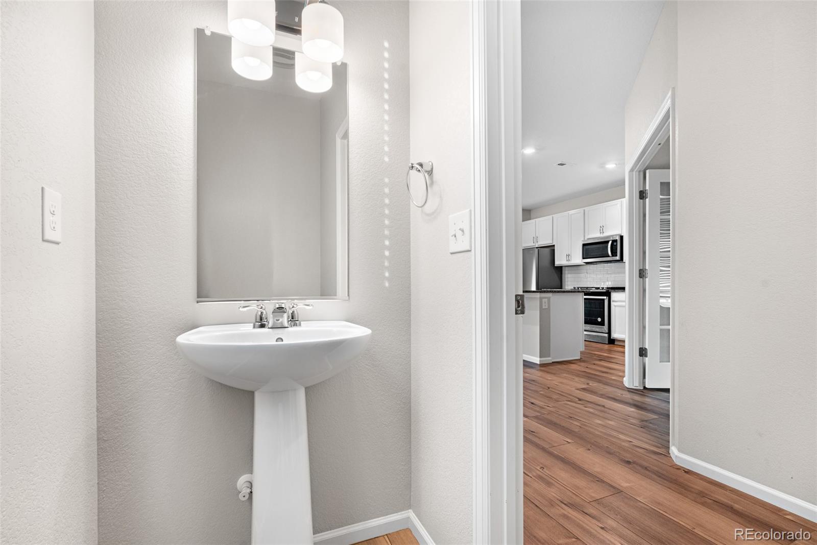 MLS Image #10 for 21313 e 59th place,aurora, Colorado