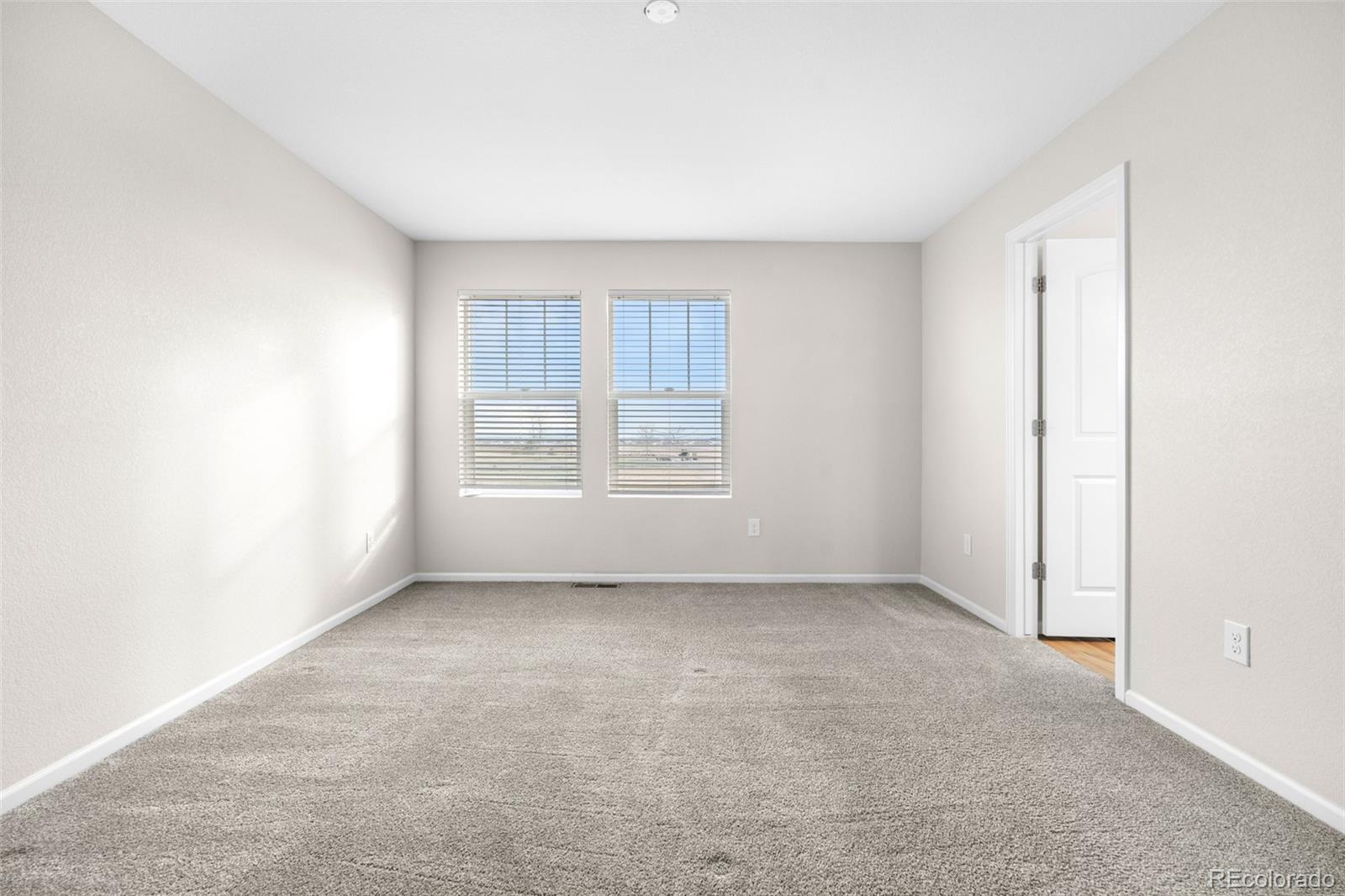 MLS Image #18 for 21313 e 59th place,aurora, Colorado