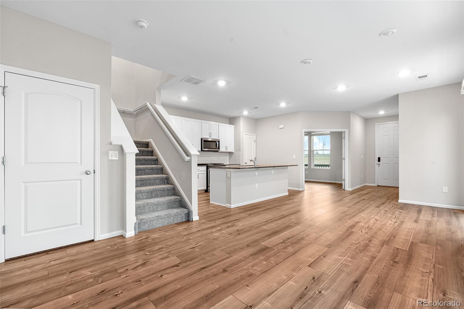 MLS Image #9 for 21313 e 59th place,aurora, Colorado