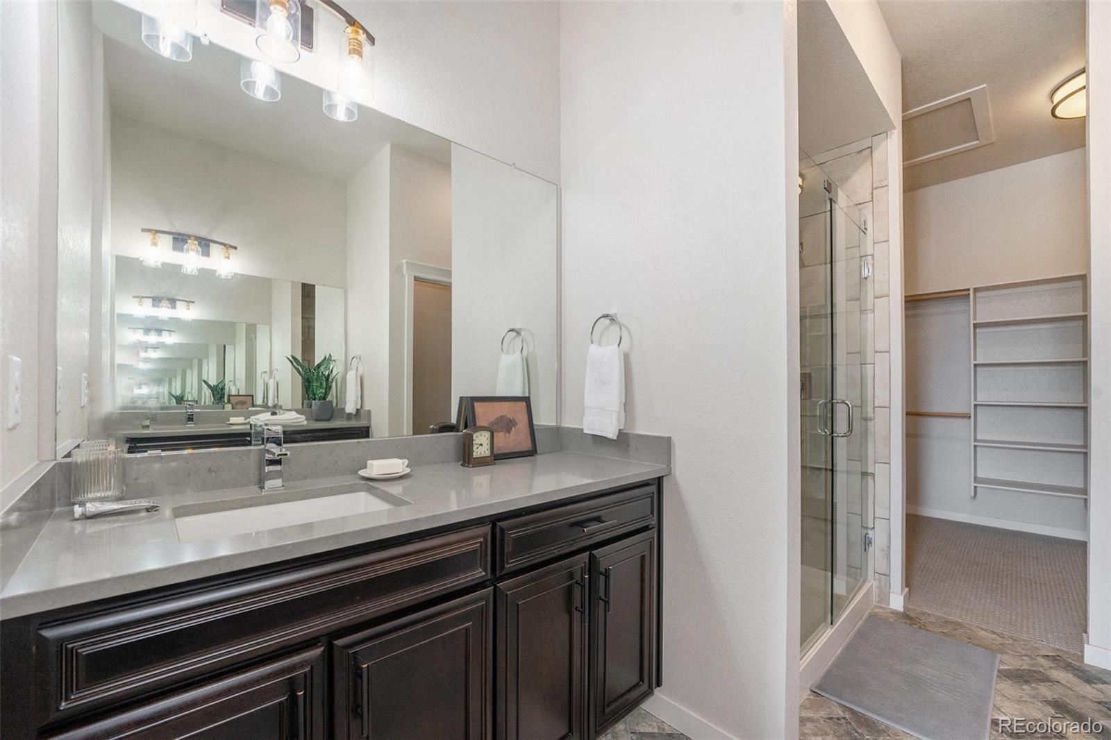 MLS Image #11 for 9051 e 61st avenue,denver, Colorado