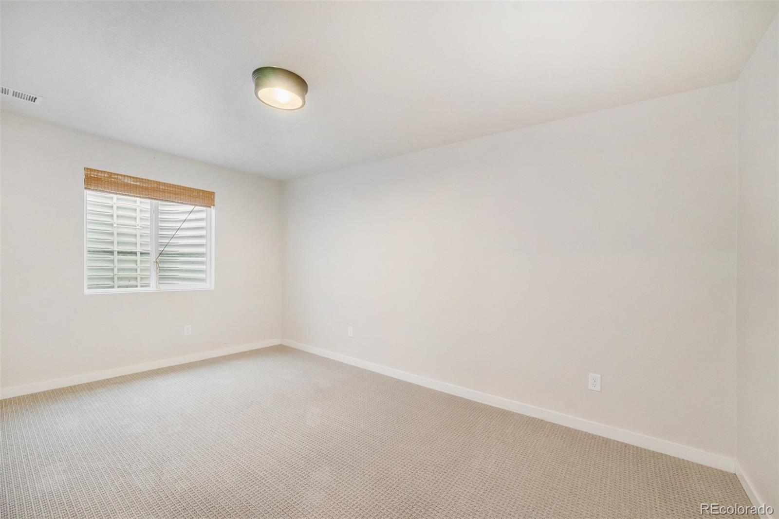 MLS Image #14 for 9051 e 61st avenue,denver, Colorado