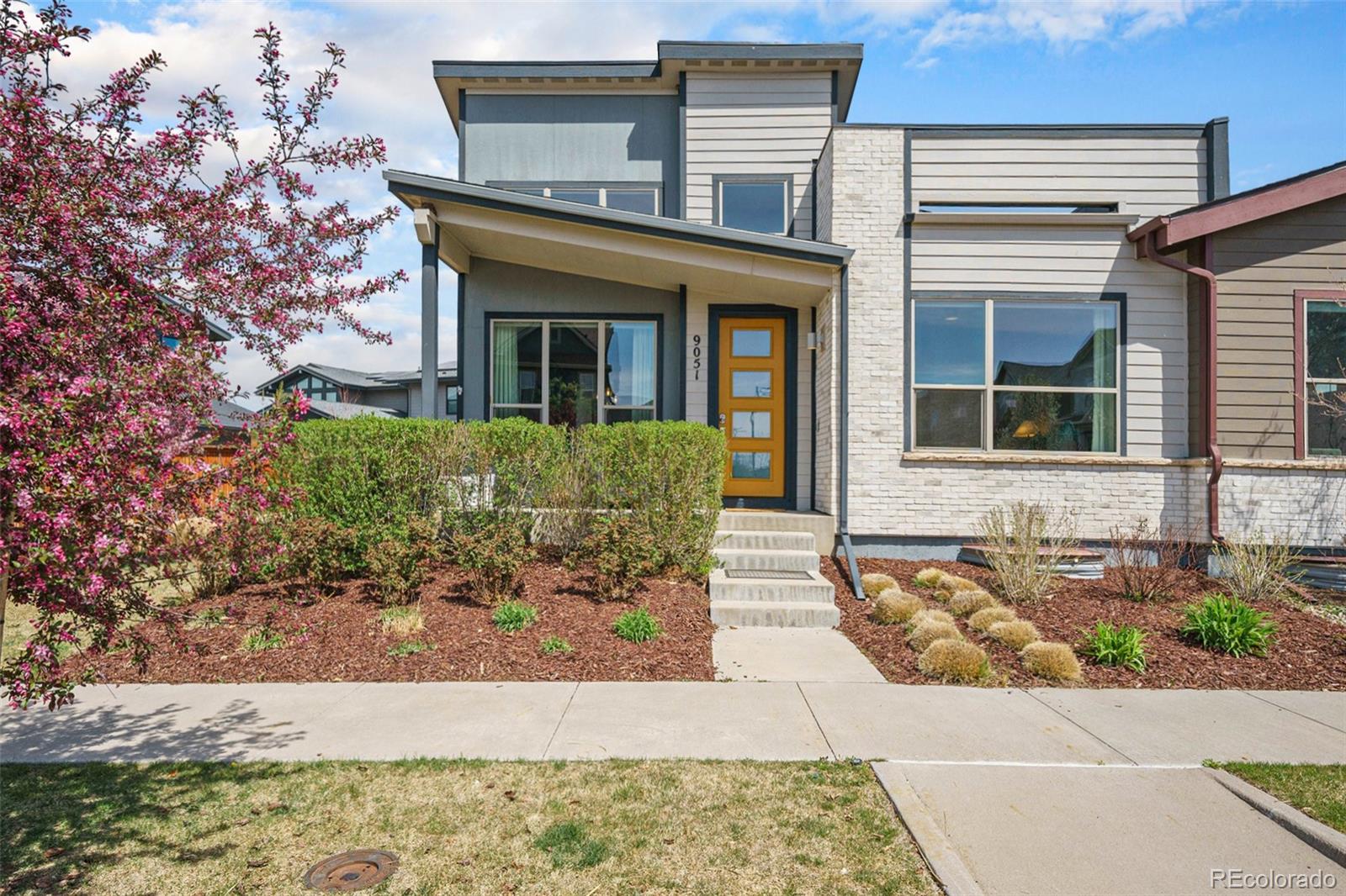 MLS Image #20 for 9051 e 61st avenue,denver, Colorado