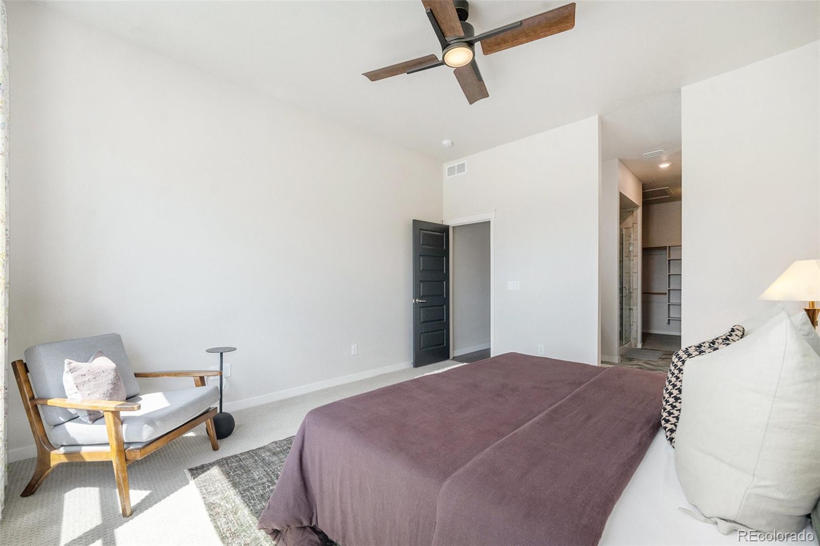 MLS Image #9 for 9051 e 61st avenue,denver, Colorado