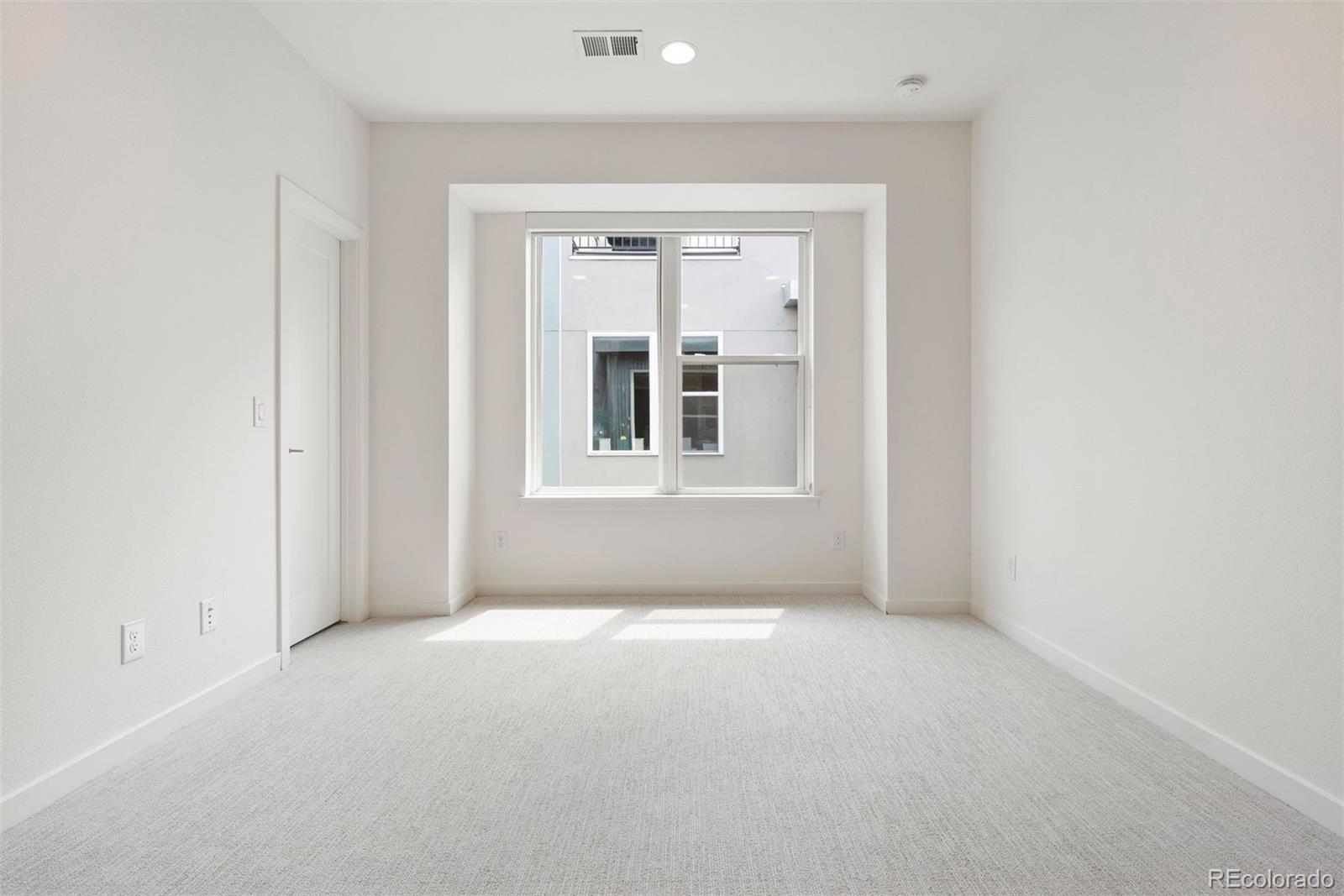 MLS Image #17 for 854  kalamath street,denver, Colorado