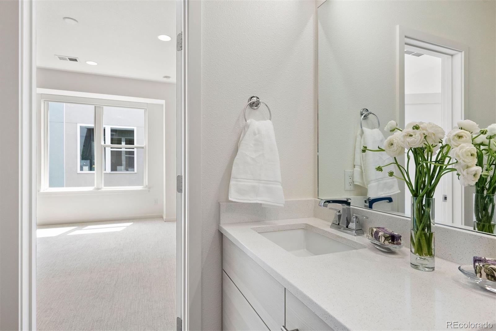 MLS Image #22 for 854  kalamath street,denver, Colorado
