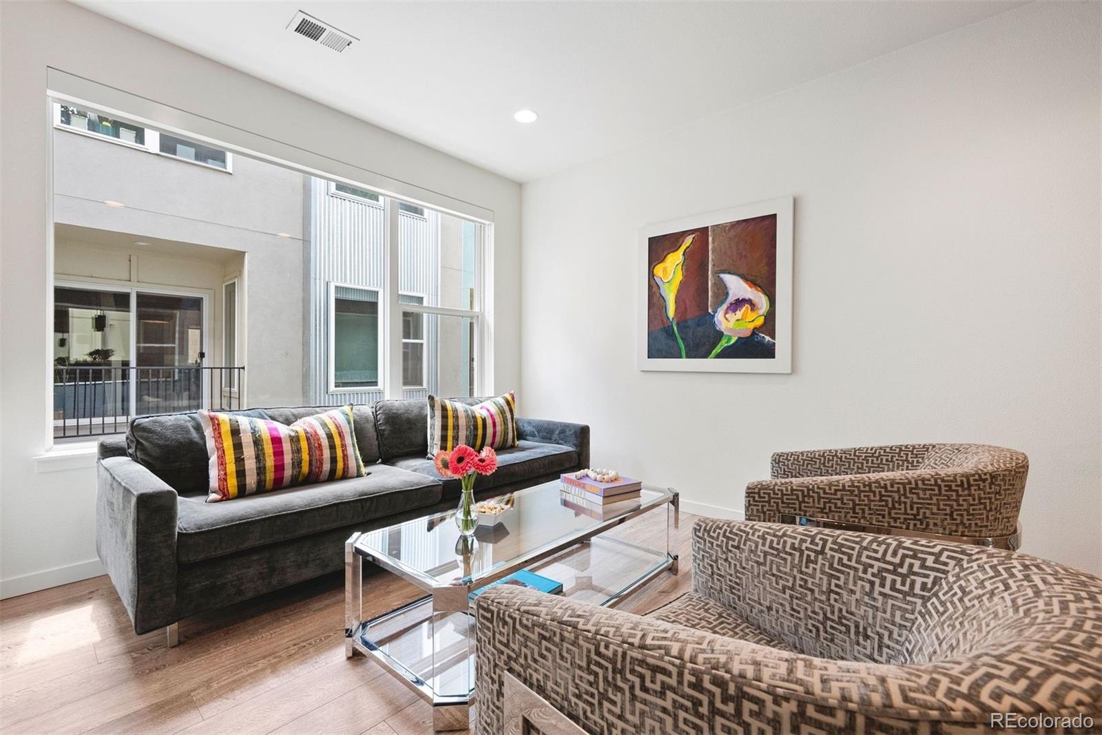 MLS Image #3 for 854  kalamath street,denver, Colorado