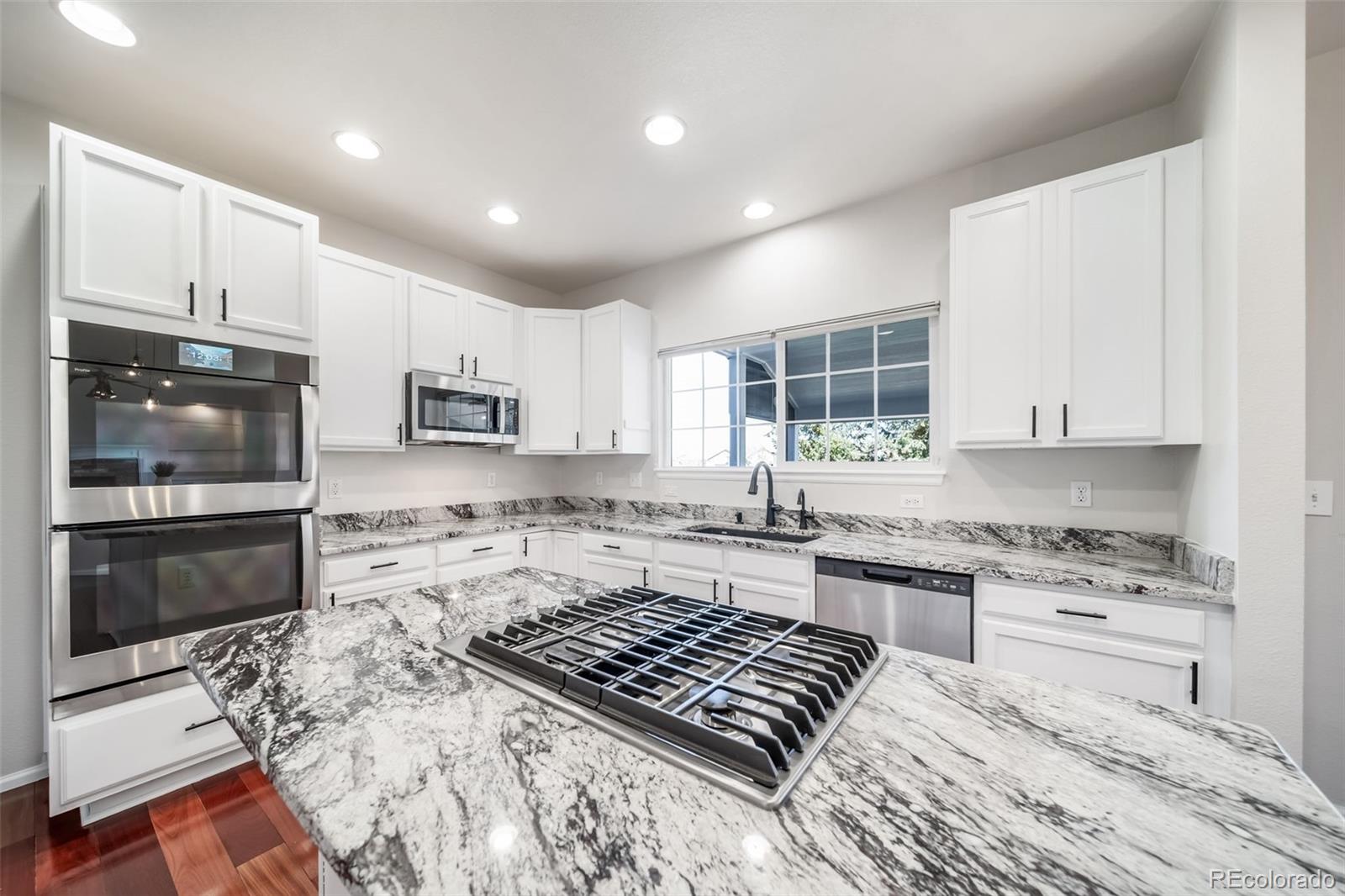 MLS Image #13 for 5416 s tibet street,aurora, Colorado