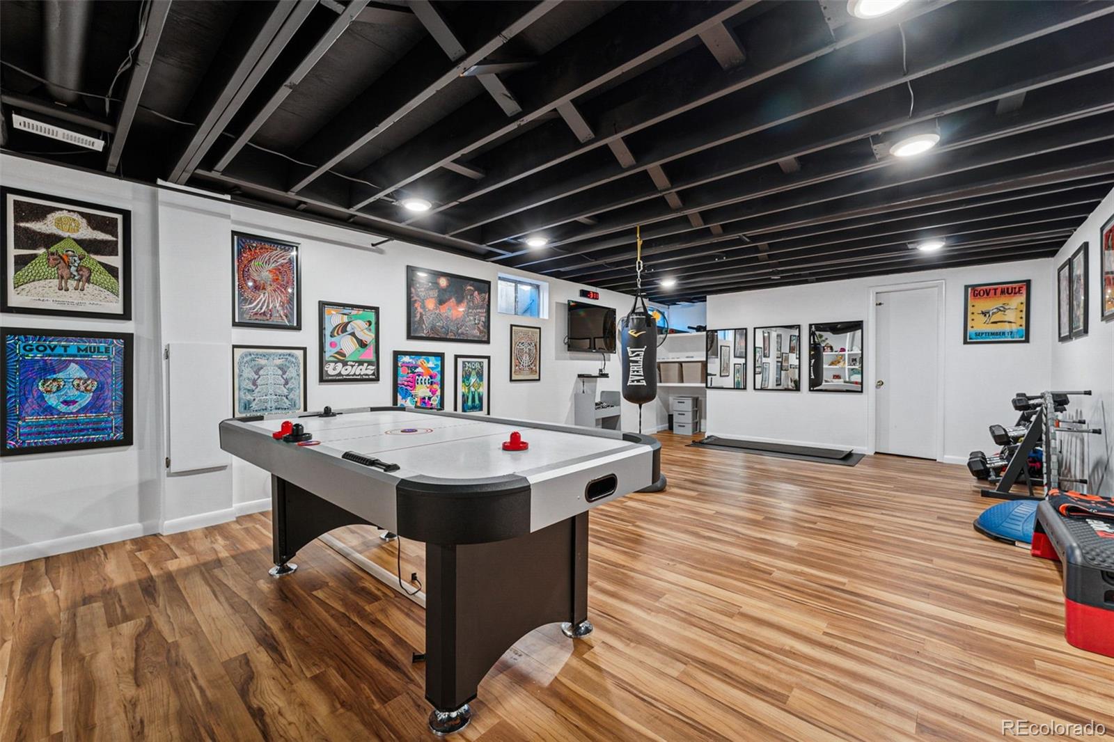 MLS Image #34 for 4032 s olive street,denver, Colorado