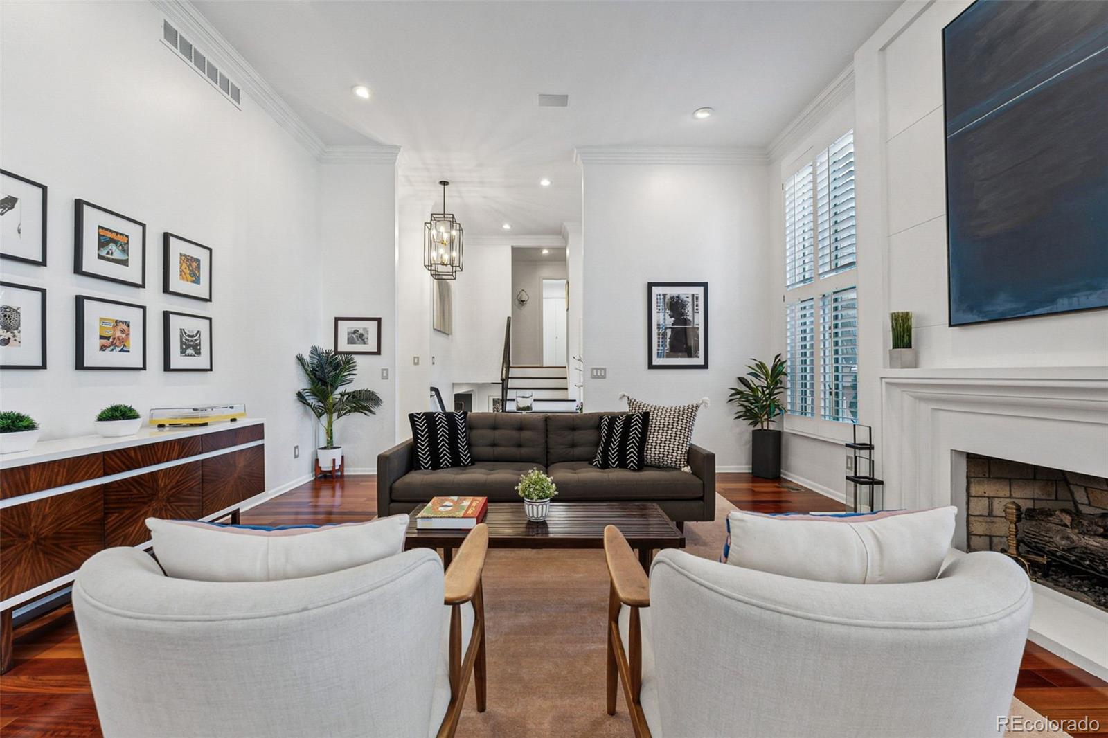 MLS Image #4 for 4032 s olive street,denver, Colorado