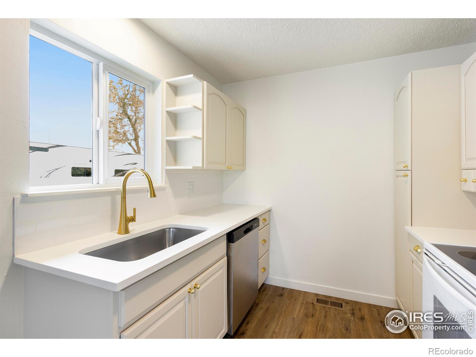 MLS Image #5 for 339  park avenue,pierce, Colorado