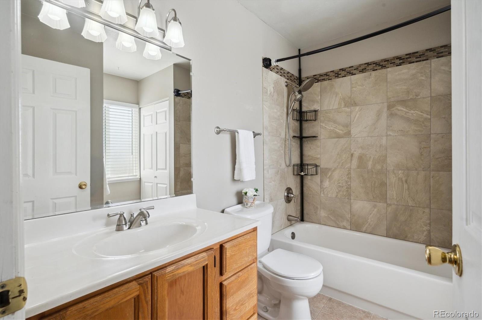 MLS Image #14 for 13635 e yale avenue,aurora, Colorado