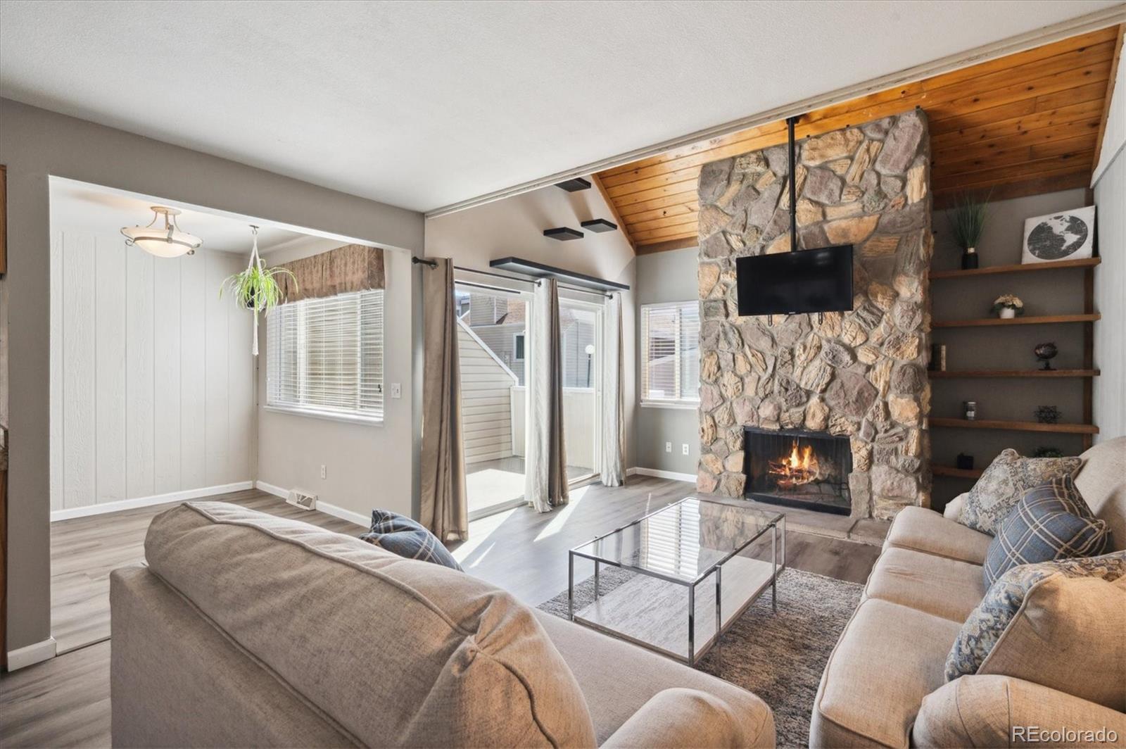 MLS Image #2 for 13635 e yale avenue,aurora, Colorado