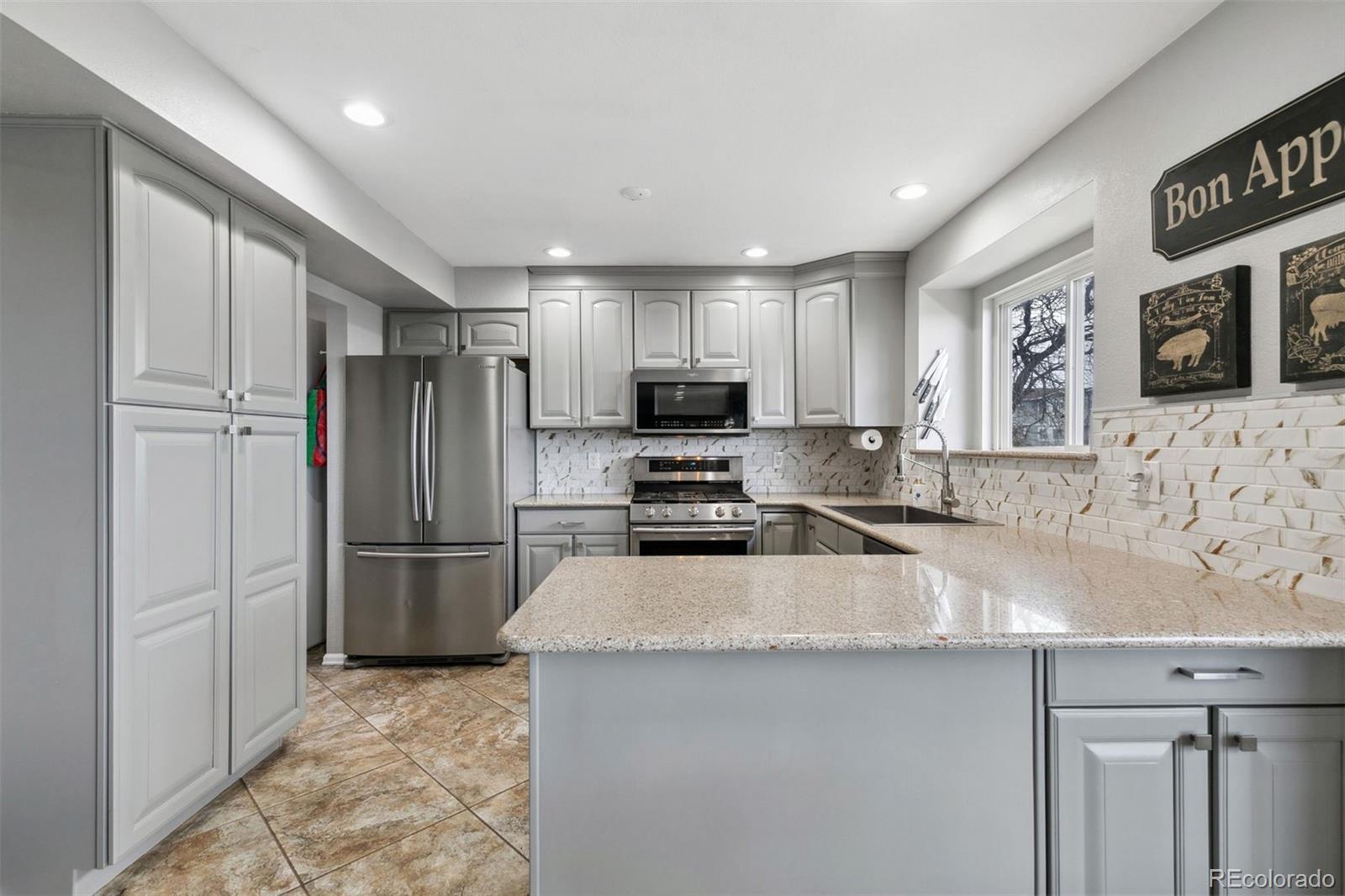 MLS Image #4 for 140  mobray court,colorado springs, Colorado