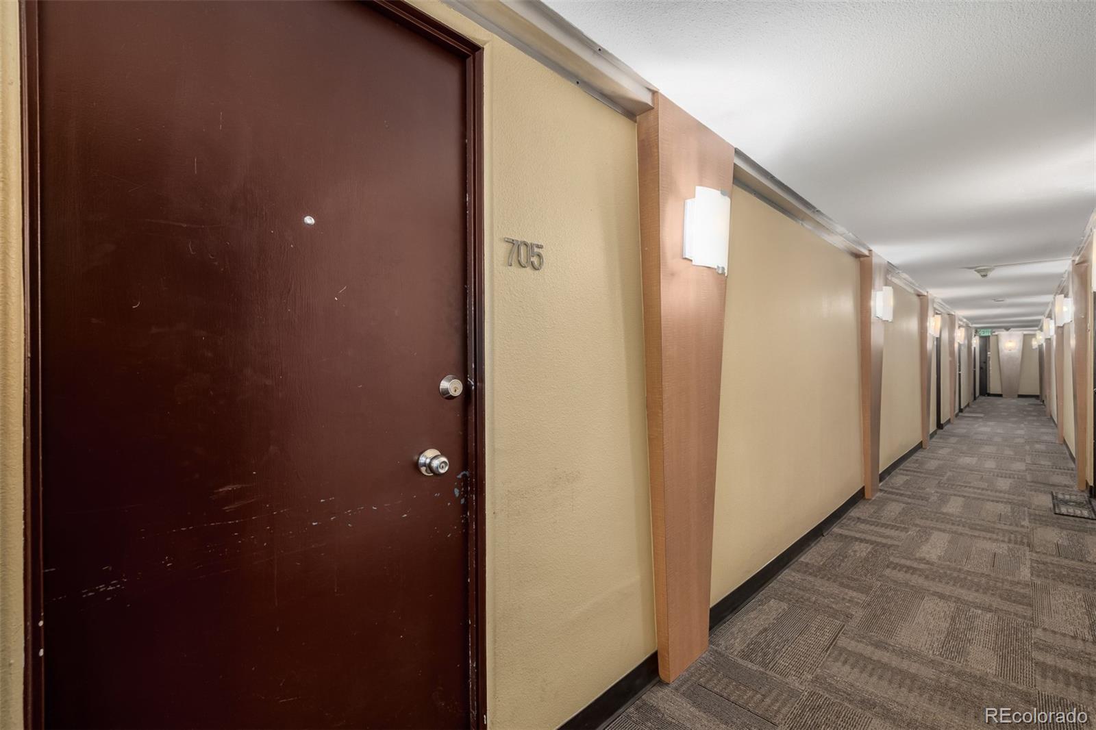 MLS Image #7 for 1196 n grant street 705,denver, Colorado