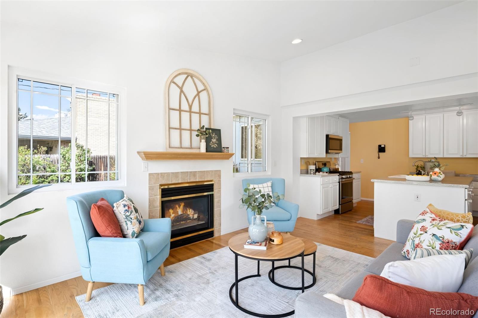 MLS Image #13 for 6984 e montana place,denver, Colorado