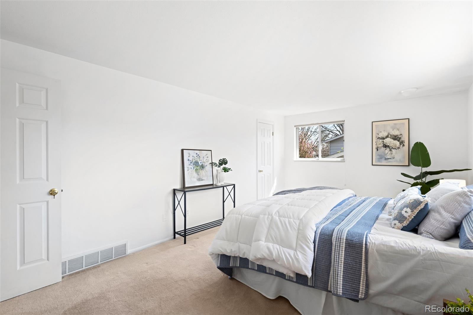 MLS Image #16 for 6984 e montana place,denver, Colorado