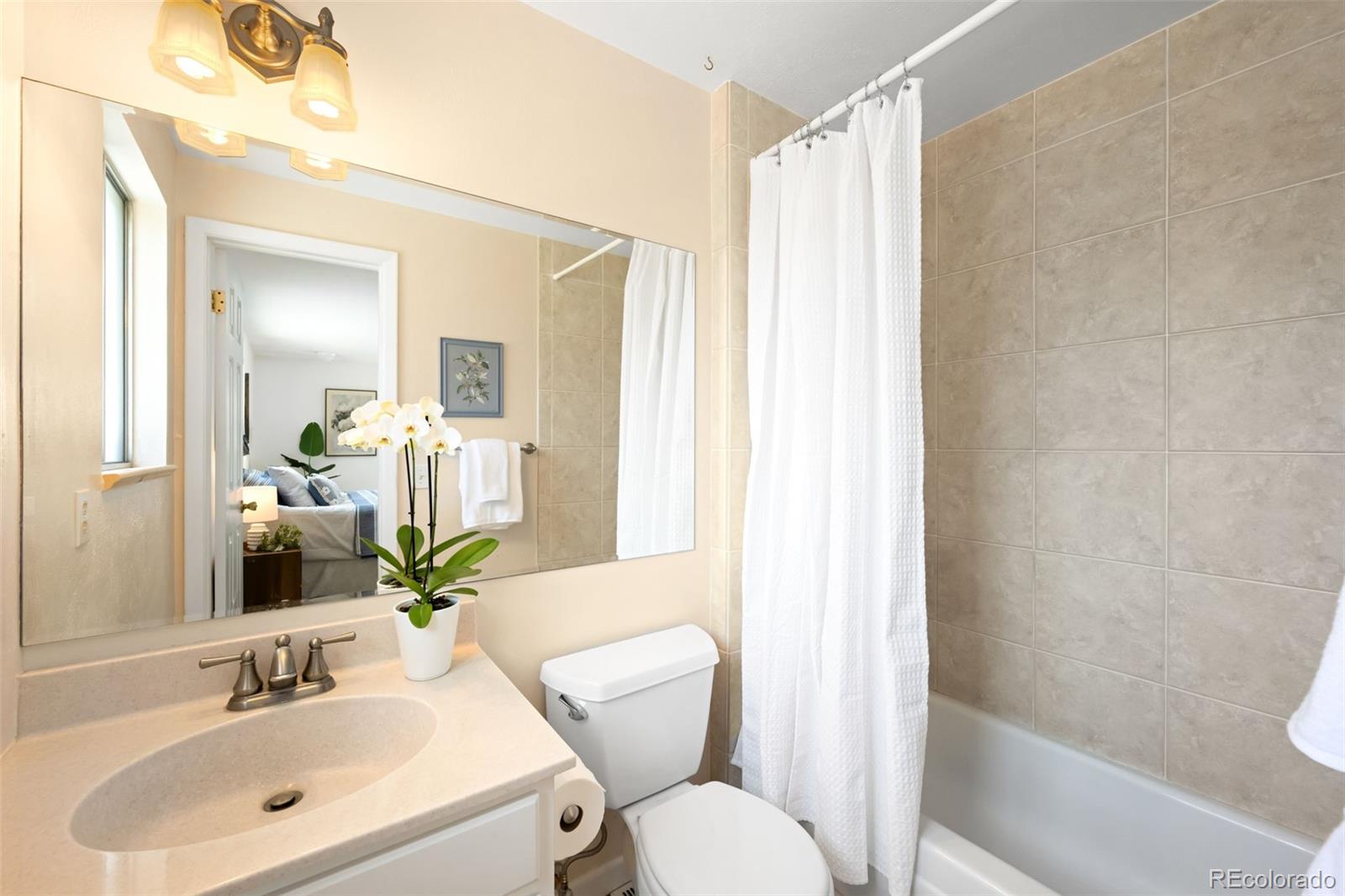 MLS Image #18 for 6984 e montana place,denver, Colorado