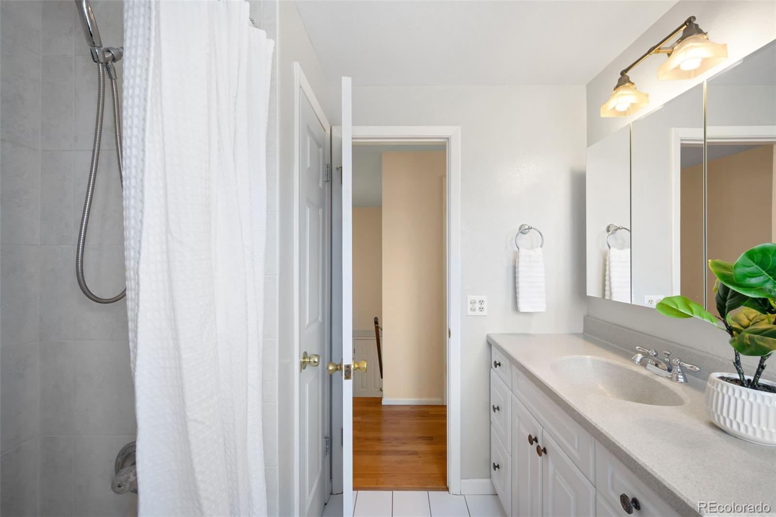 MLS Image #23 for 6984 e montana place,denver, Colorado