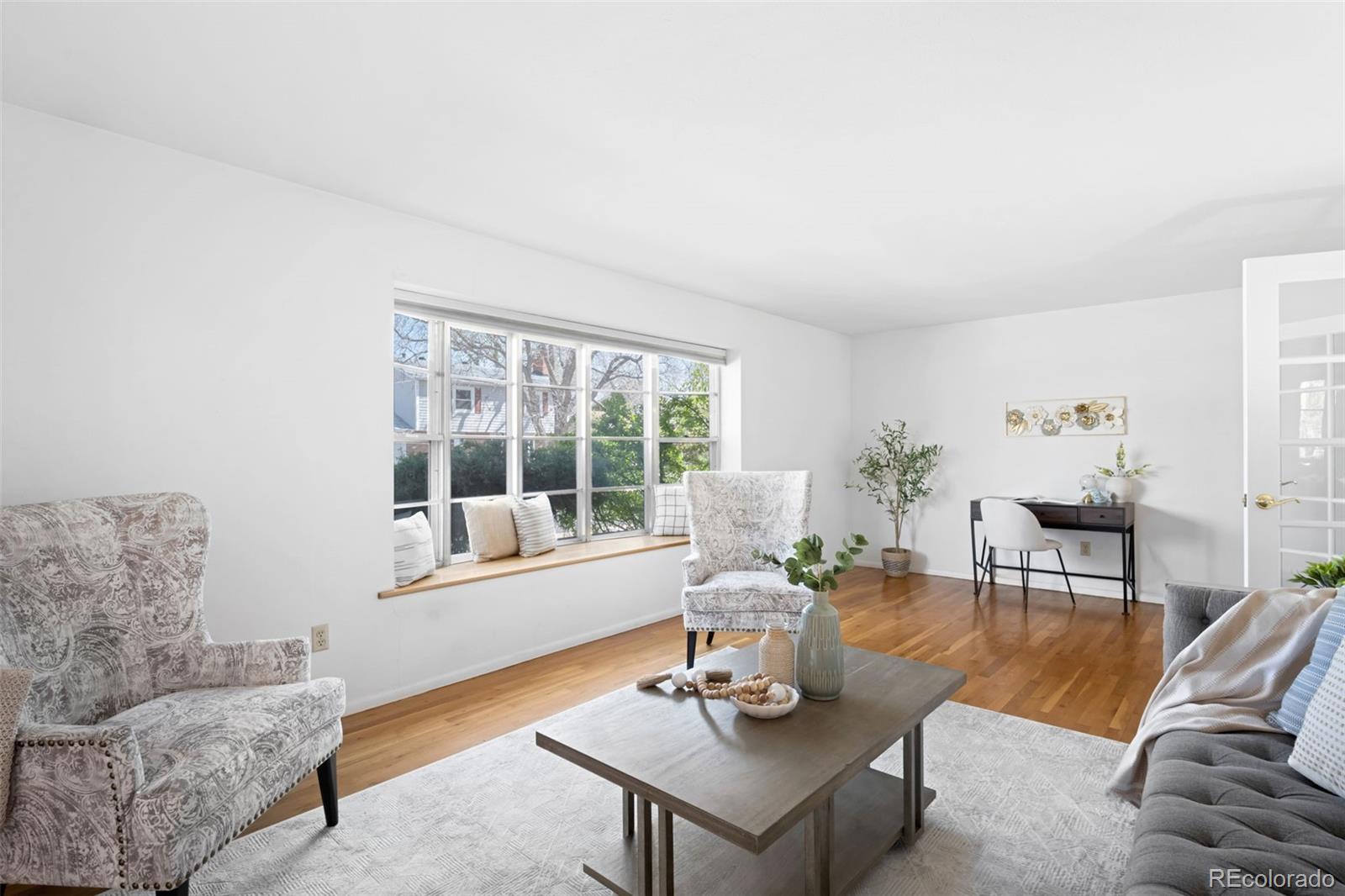 MLS Image #5 for 6984 e montana place,denver, Colorado