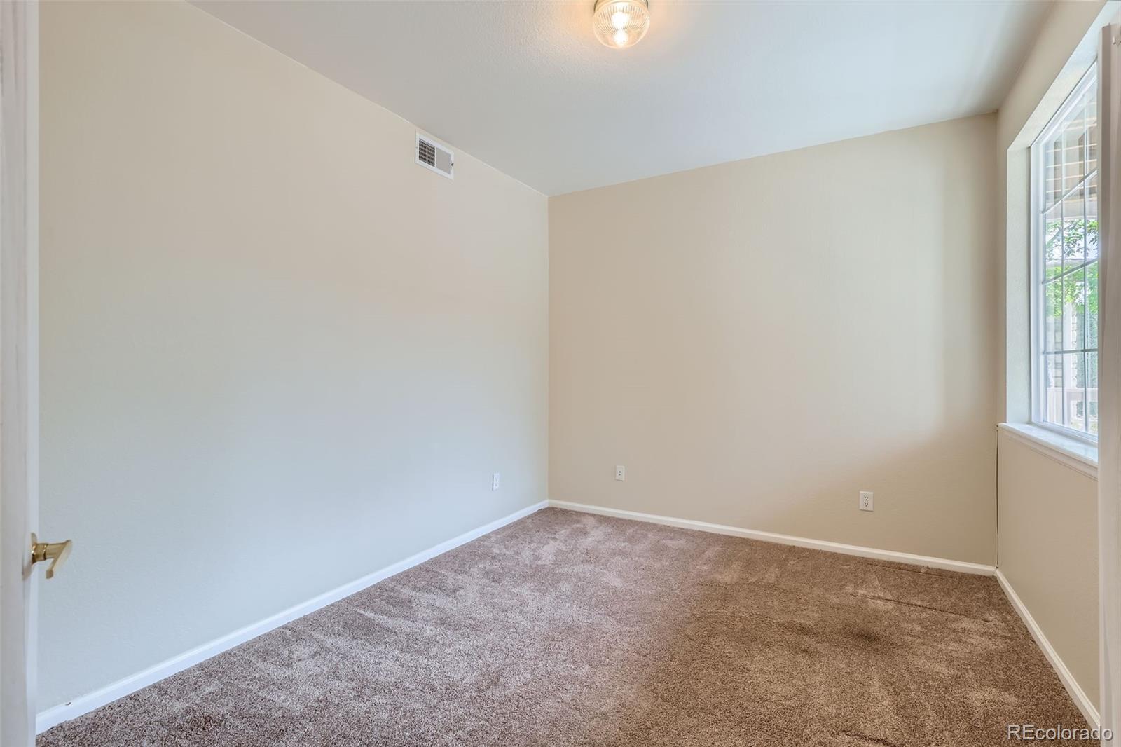MLS Image #16 for 4222 s blackhawk circle,aurora, Colorado