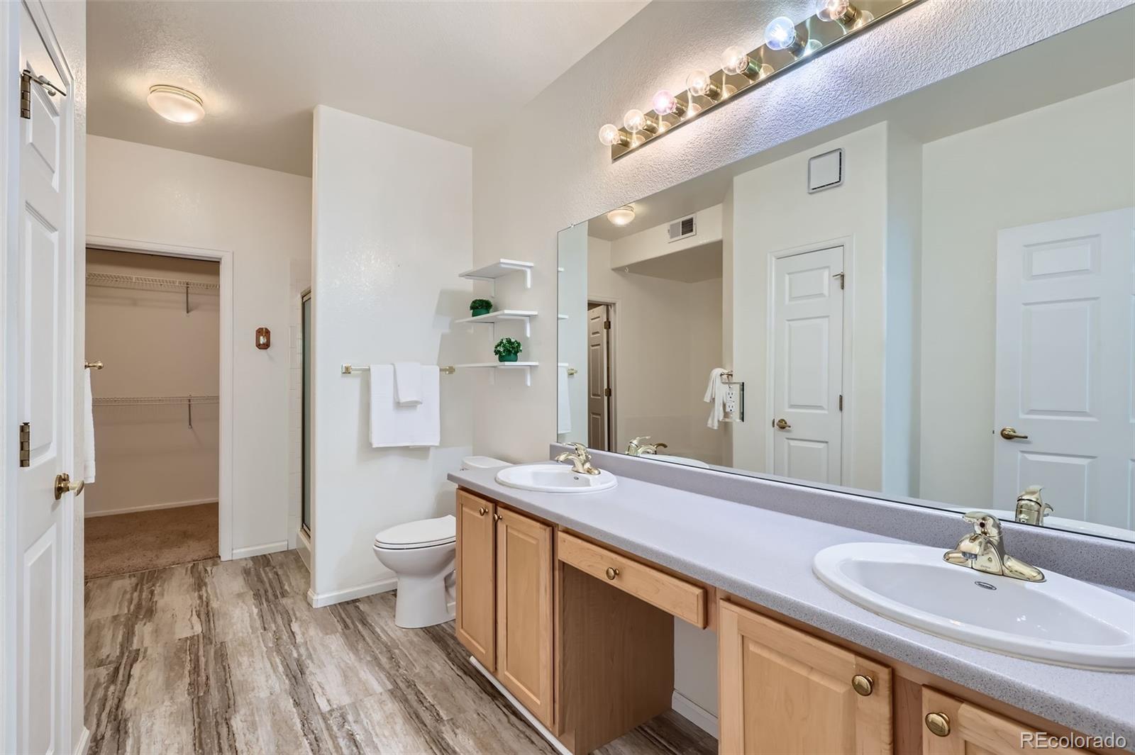 MLS Image #19 for 4222 s blackhawk circle,aurora, Colorado
