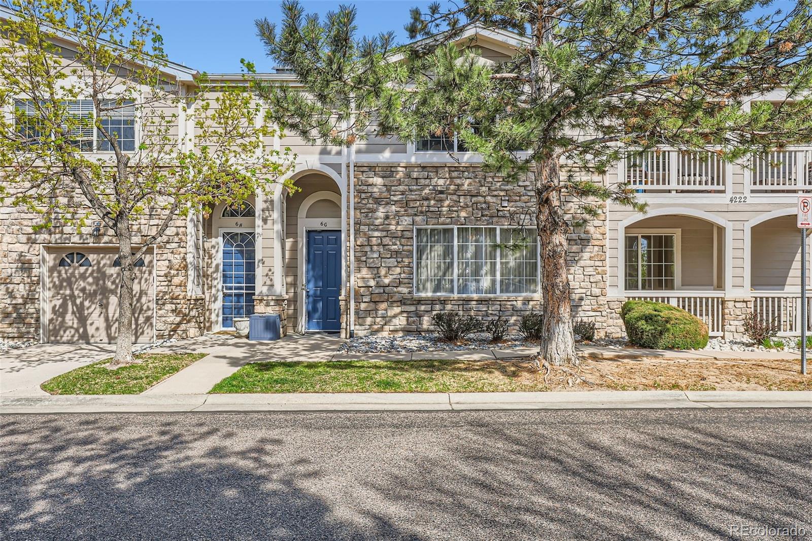 MLS Image #2 for 4222 s blackhawk circle,aurora, Colorado
