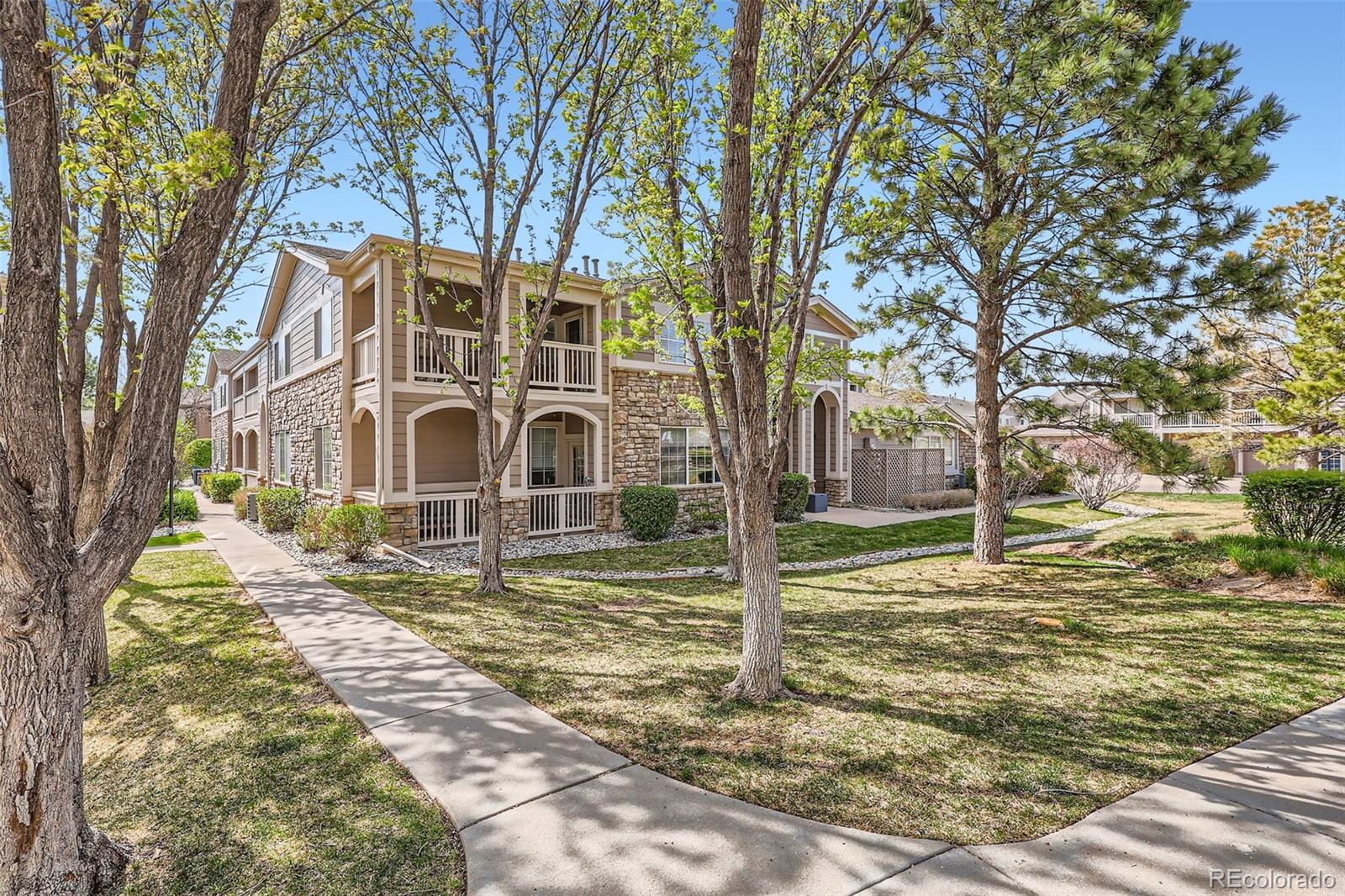 MLS Image #27 for 4222 s blackhawk circle,aurora, Colorado