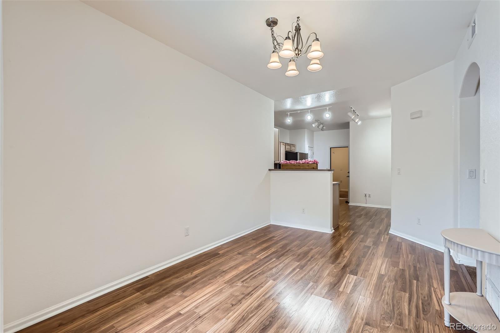 MLS Image #8 for 4222 s blackhawk circle,aurora, Colorado