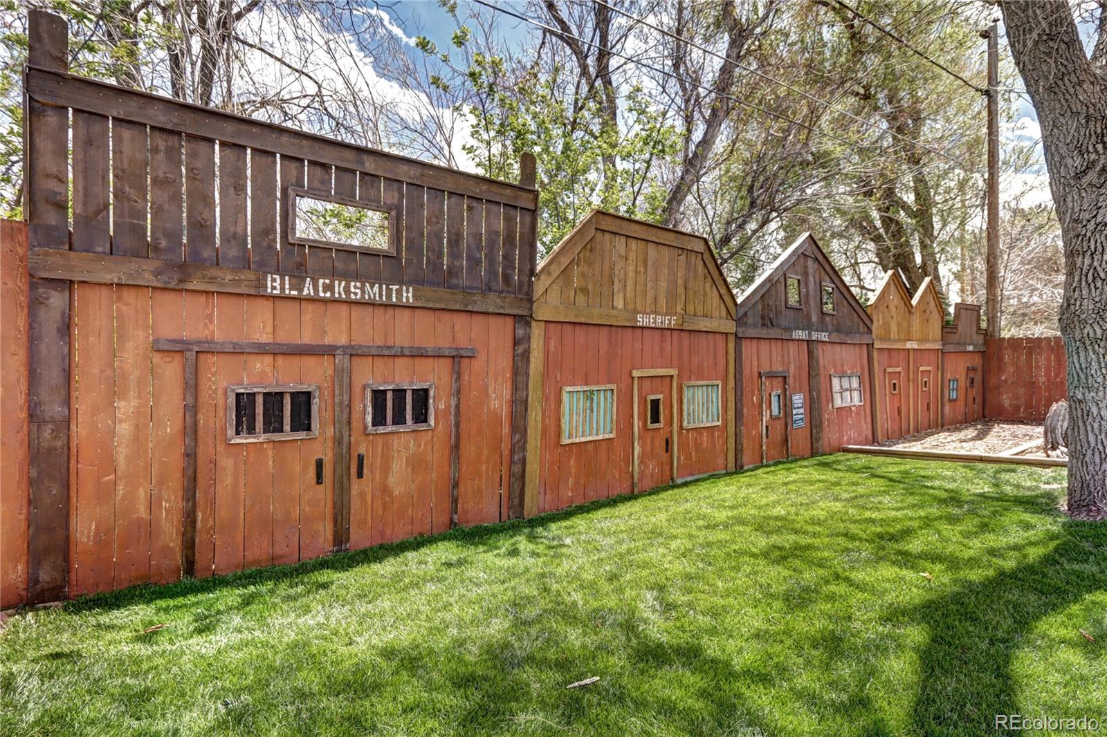MLS Image #26 for 2872 s ivan way,denver, Colorado